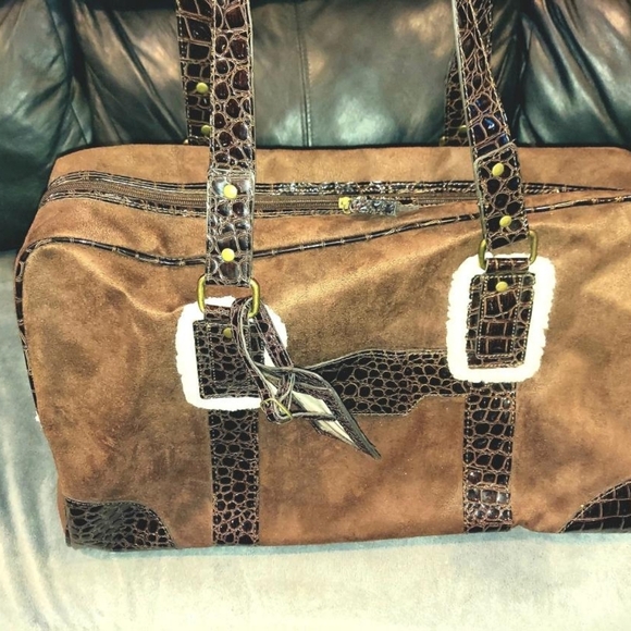 NWOT BATH & BODYWORKS XL BROWN OVERNIGHT BAG - Picture 7 of 16